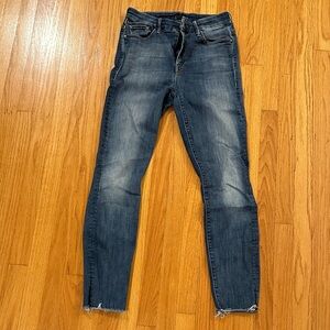 MOTHER Denim Women’s High Waisted Looker Ankle Fray Jeans